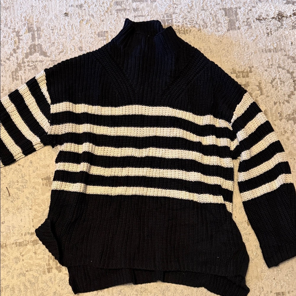 Old Navy Black and White Striped Turtleneck Sweater